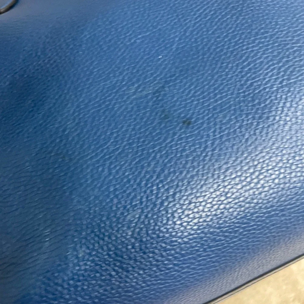 Coach Cobalt Blue Pebbled Leather Tote Bag Large Shoulder Bag  no hang tag